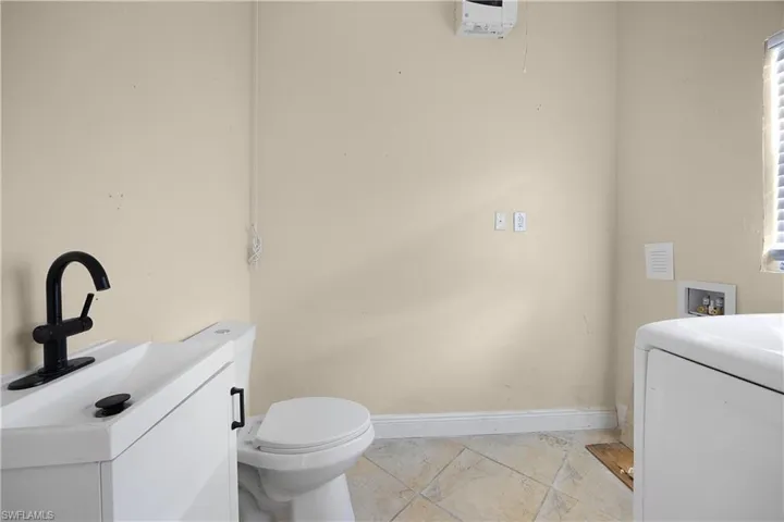 7823 Marx Dr, North Fort Myers, Florida 33917