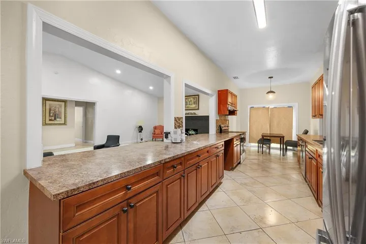 7823 Marx Dr, North Fort Myers, Florida 33917