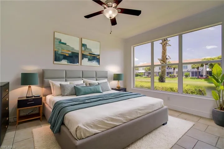1310 Henley St 1902, Naples, Florida 34105