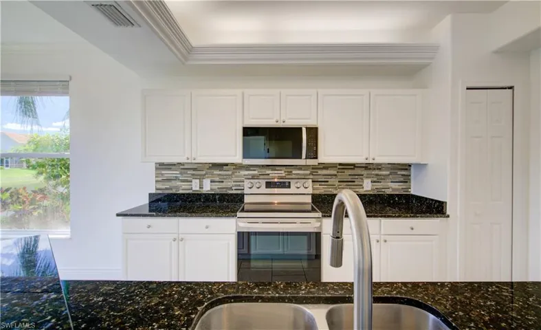 1310 Henley St 1902, Naples, Florida 34105