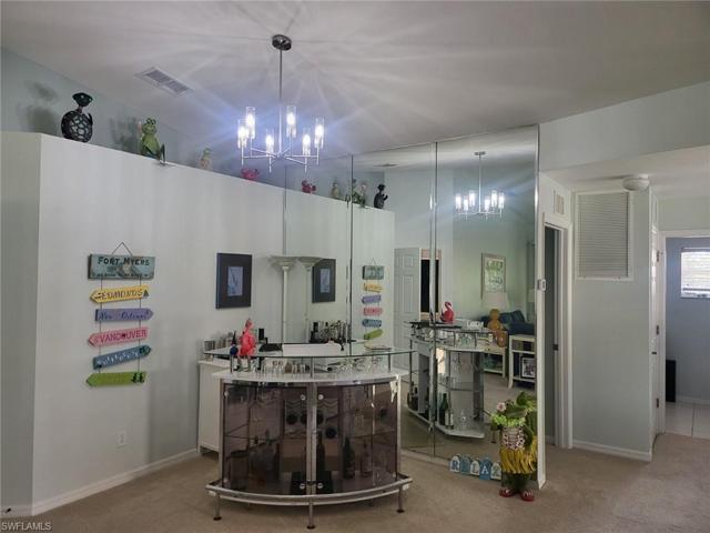 Dining/Bar/Entertaining area