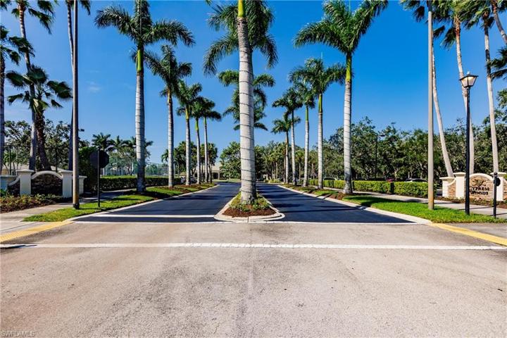 3565  Laurel Greens N LN, NAPLES, FL 34119