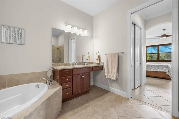 12009  Covent Garden  CT, Naples, FL 34120