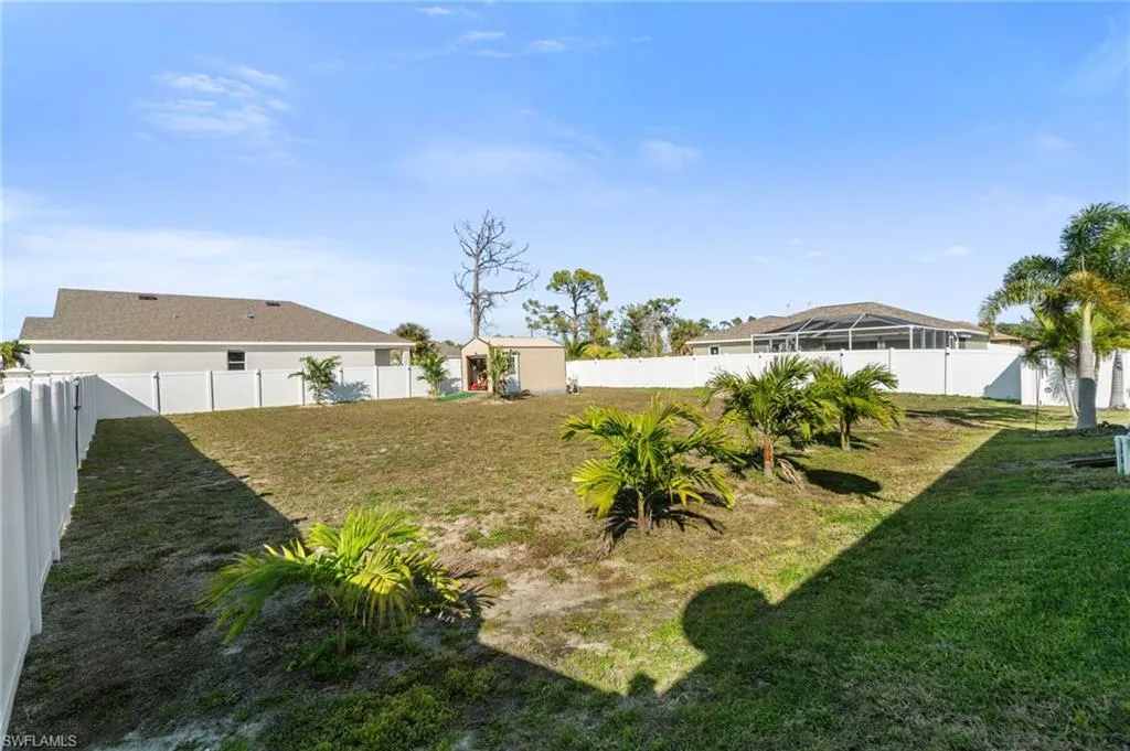 2505 19th PL, Cape Coral, FL 33993,2025000418