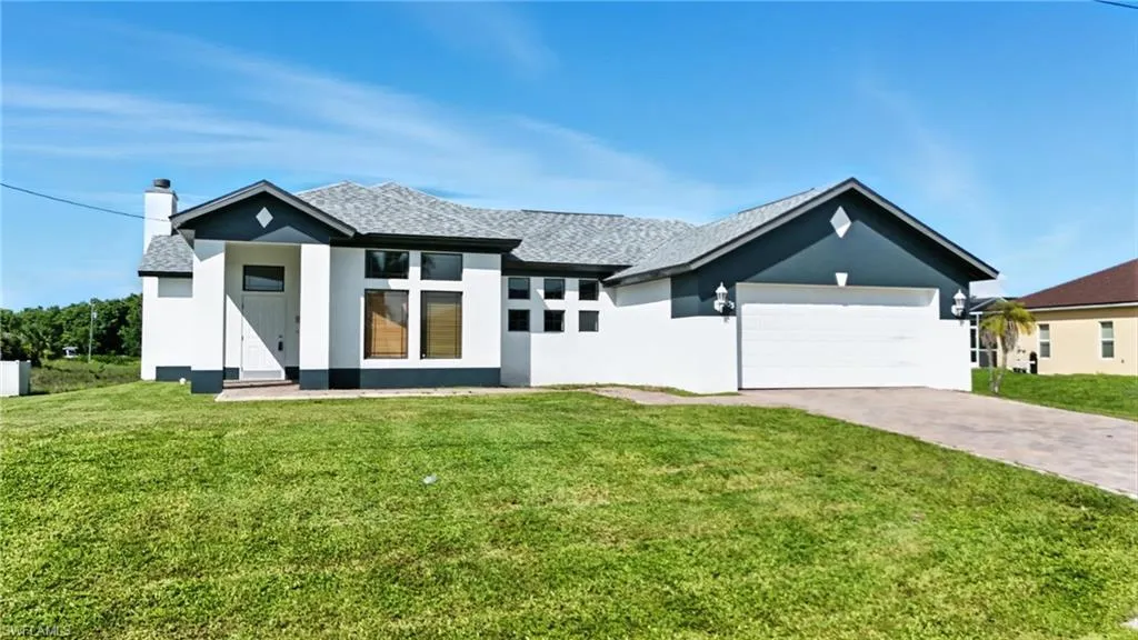 3933 18th ST, Lehigh Acres, FL 33971,225063749