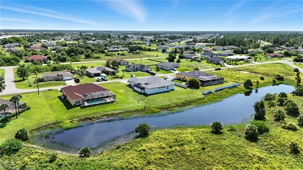 3933 18th ST, Lehigh Acres, FL 33971,225063749
