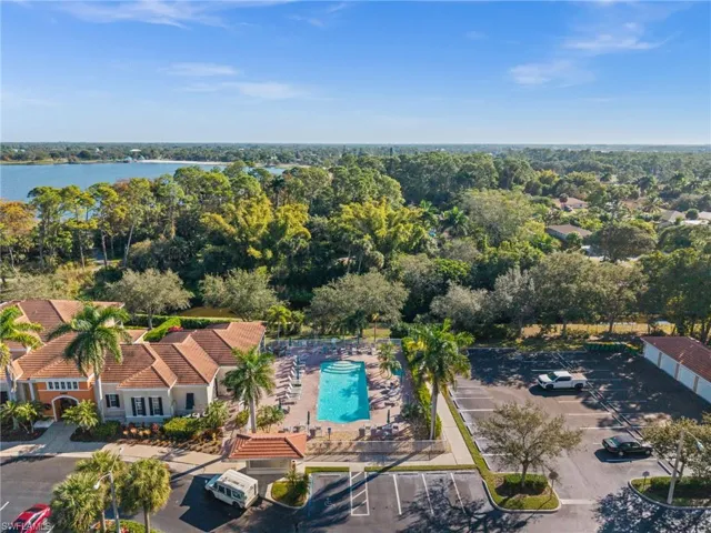 4520 Botanical Place Cir 103, Naples, Florida 34112