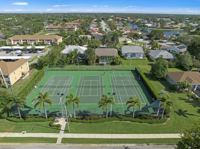 Tennis & Picklball