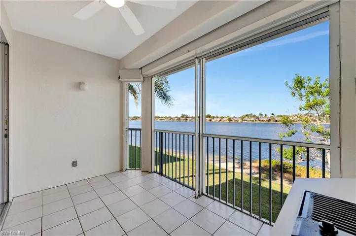 Screened Lanai--Lake View