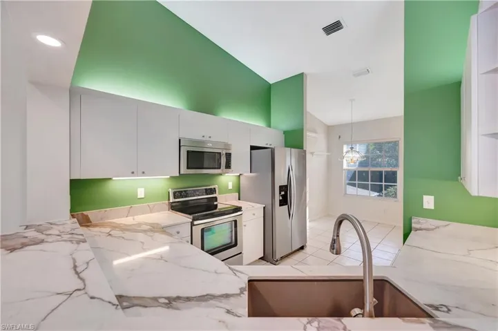 3390 W Crown Pointe  BLVD, Naples, FL 34112