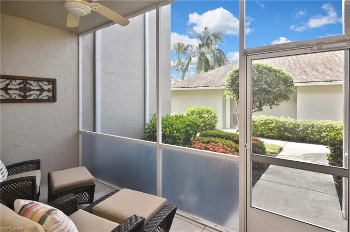 8099 Queen Palm Ln 212, Fort Myers, Florida 33966