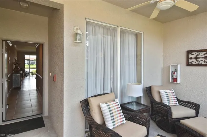 8099 Queen Palm Ln 212, Fort Myers, Florida 33966