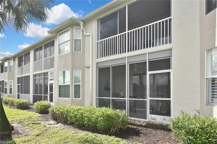 8099 Queen Palm Ln 212, Fort Myers, Florida 33966