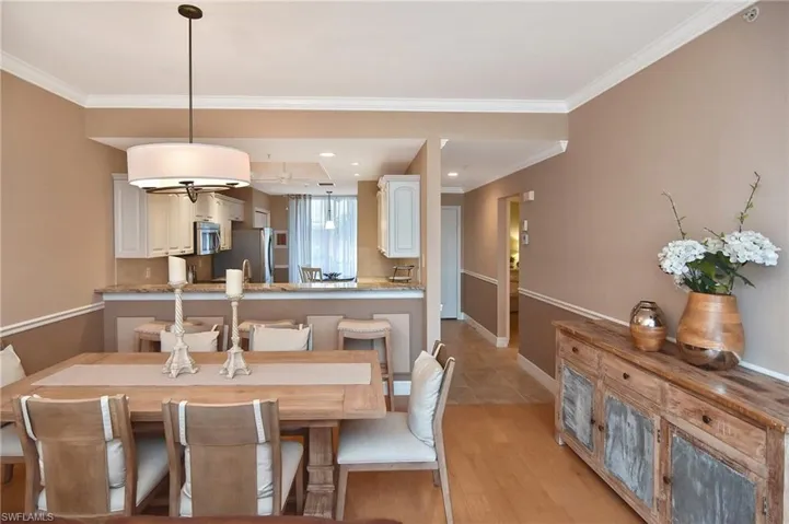 8099 Queen Palm Ln 212, Fort Myers, Florida 33966