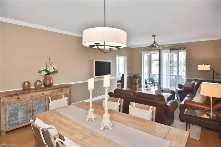 8099 Queen Palm Ln 212, Fort Myers, Florida 33966