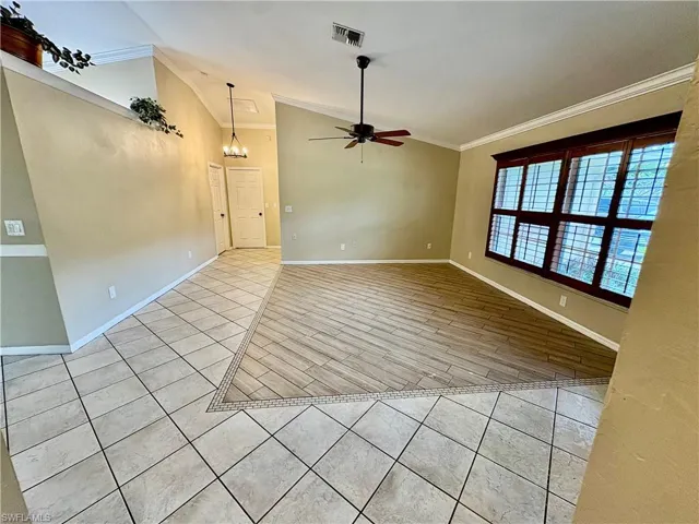 5232 Raintree Ln, Naples, Florida 34113