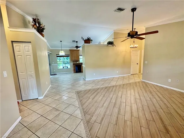 5232 Raintree Ln, Naples, Florida 34113