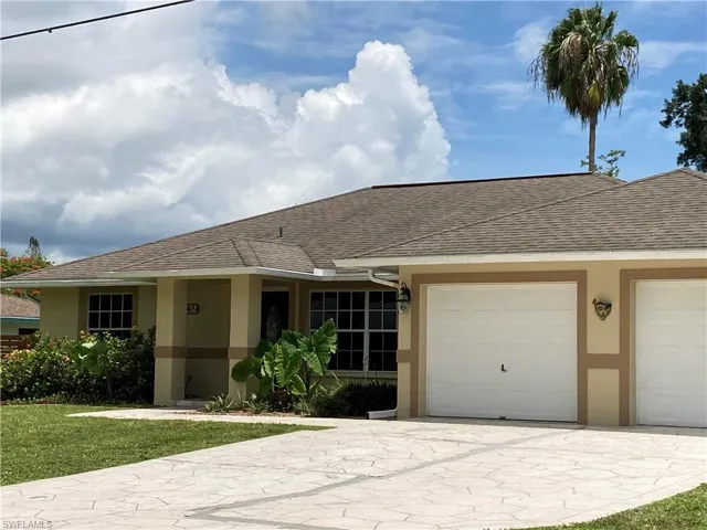 5232  Raintree  LN, Naples, FL 34113