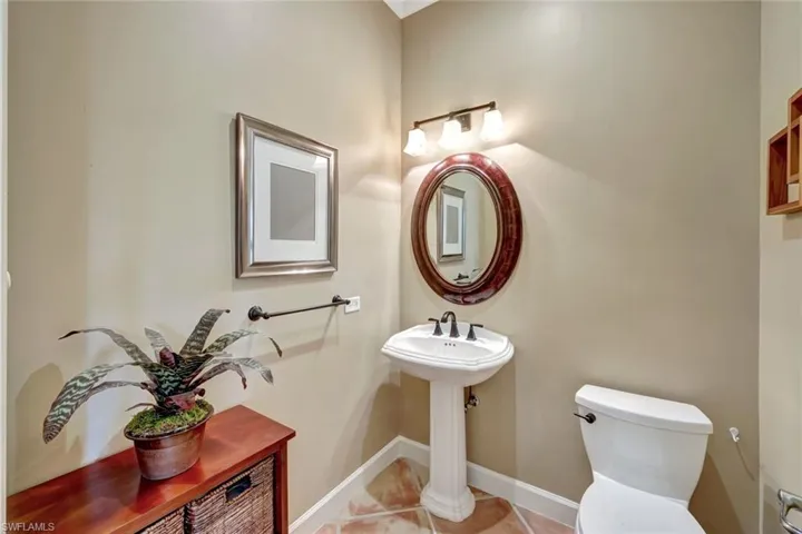 Guest,  1/2 Bath