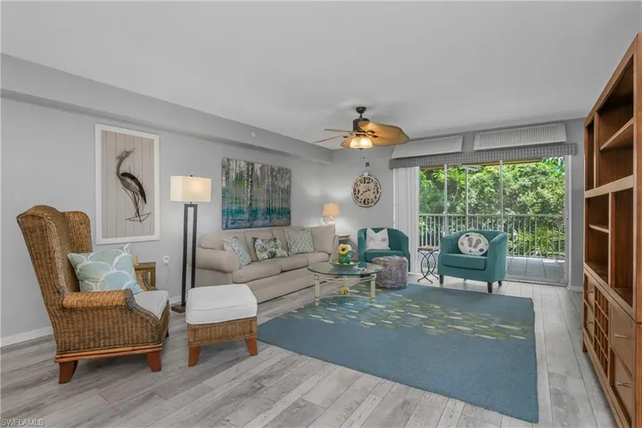 15475 Cedarwood Ln 8, Naples, Florida 34110