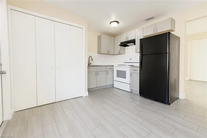 5453 11th Ave, Fort Myers, Florida 33907