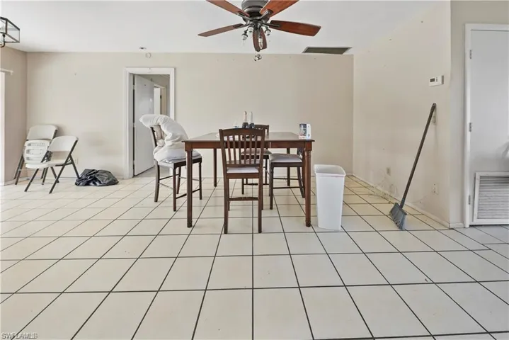 2122 SE 5th TER, CAPE CORAL FL 33990