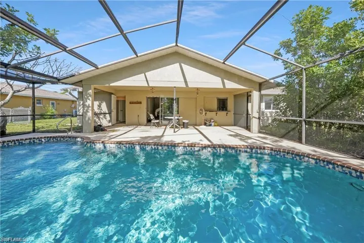 2122 SE 5th TER, CAPE CORAL FL 33990