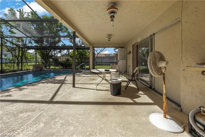 2122 SE 5th TER, CAPE CORAL FL 33990