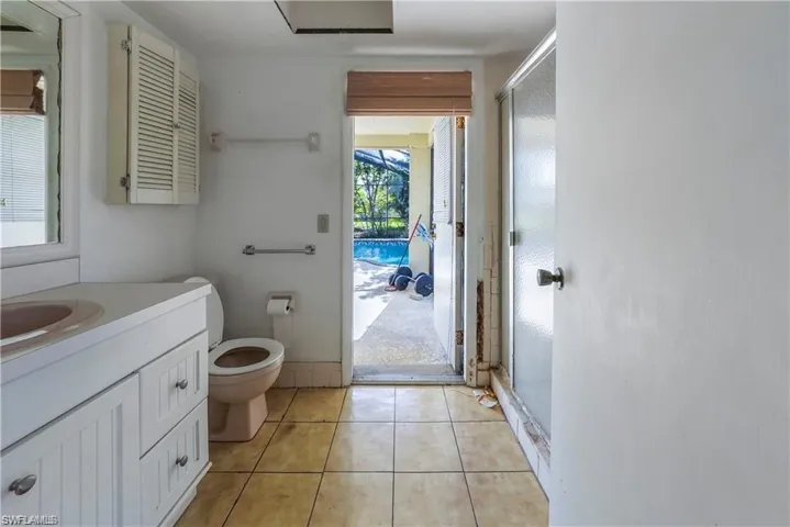 2122 SE 5th TER, CAPE CORAL FL 33990