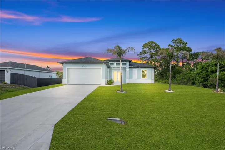 2704 15th St Sw, Lehigh Acres, Florida 33976