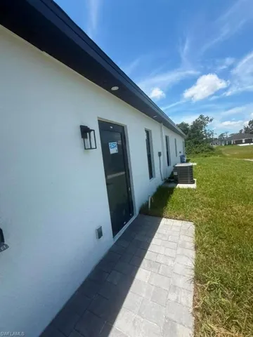 4733-4735 24th St Sw, Lehigh Acres, Florida 33973