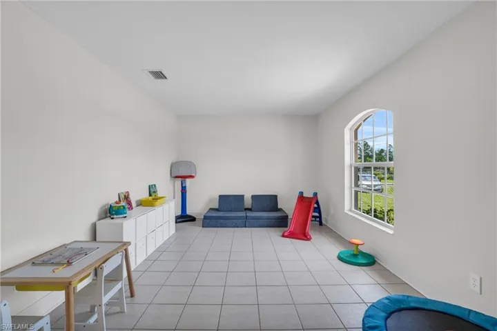 Bonus Room