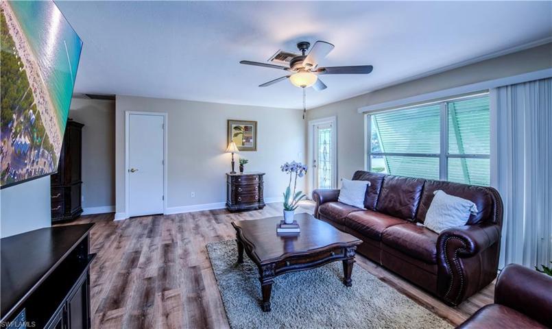 77 1st ST, BONITA SPRINGS FL 34134