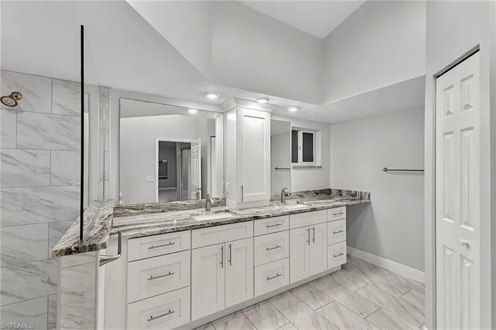 16550 Heron Coach Way 206, Fort Myers, Florida 33908