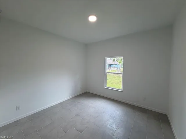 1092 Norton Ave S, Lehigh Acres, Florida 33974