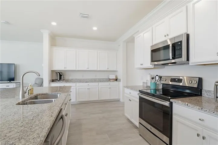 12020  Arbor Trace  DR, Fort Myers, FL 33913