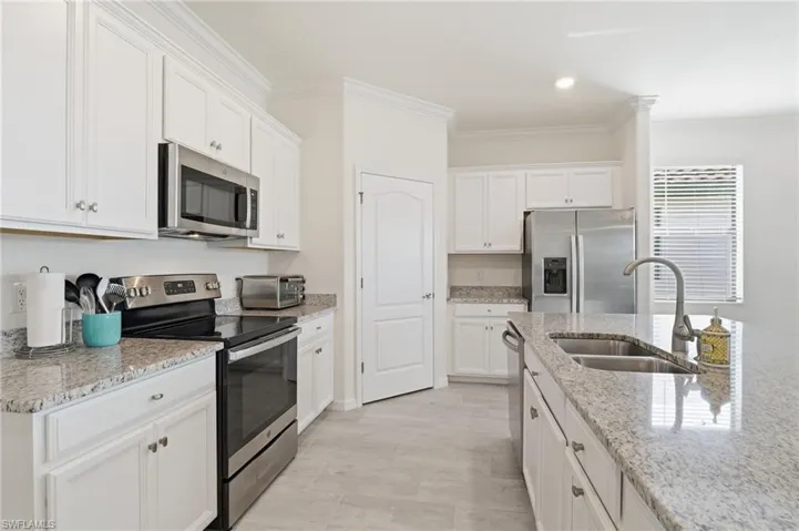12020  Arbor Trace  DR, Fort Myers, FL 33913