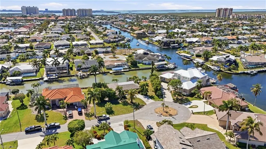 1230 Sw 53rd Ter, Cape Coral, Florida 33914