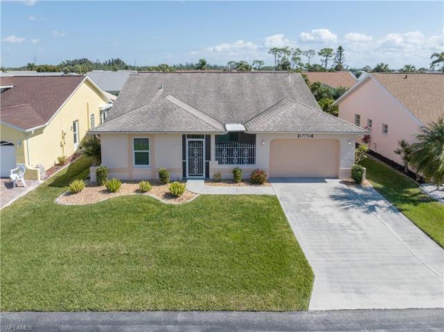17754  Dracena  CIR, North Fort Myers, FL 33917