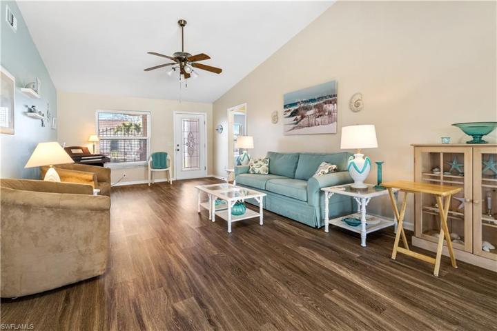 17754  Dracena  CIR, North Fort Myers, FL 33917
