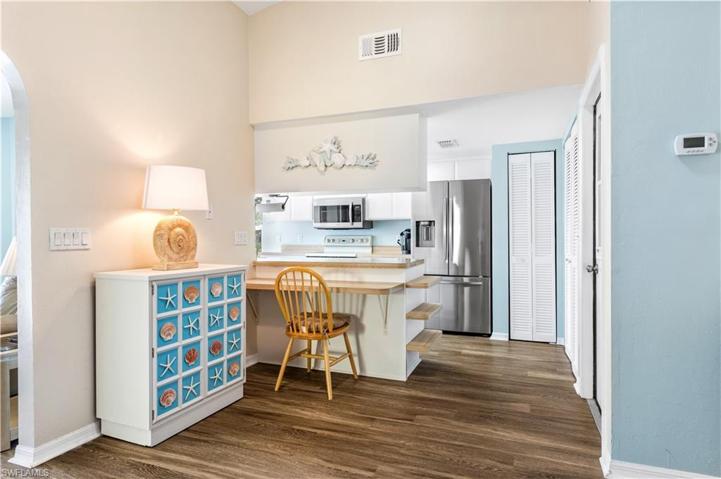 17754  Dracena  CIR, North Fort Myers, FL 33917
