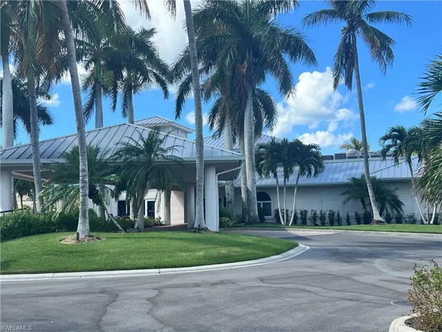 Tarpon Cove Yacht Club