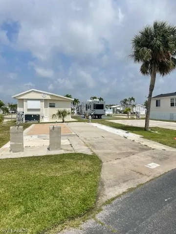 19681 D336  Summerlin  RD, Fort Myers, FL 33908