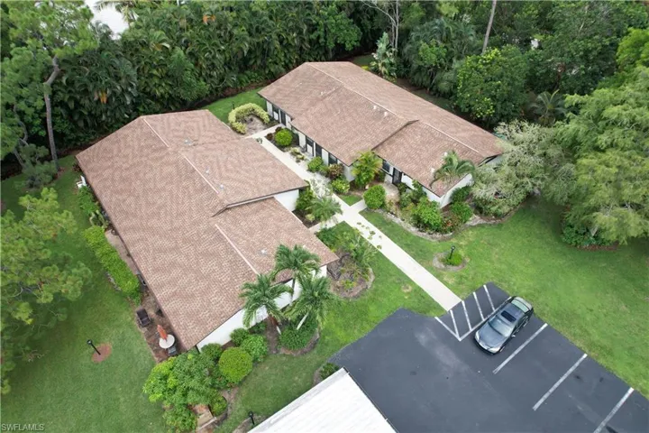 1001 Pine Isle Ln 1001, Naples, Florida 34112