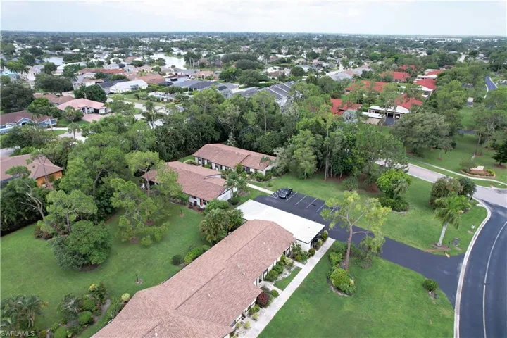 1001 Pine Isle Ln 1001, Naples, Florida 34112