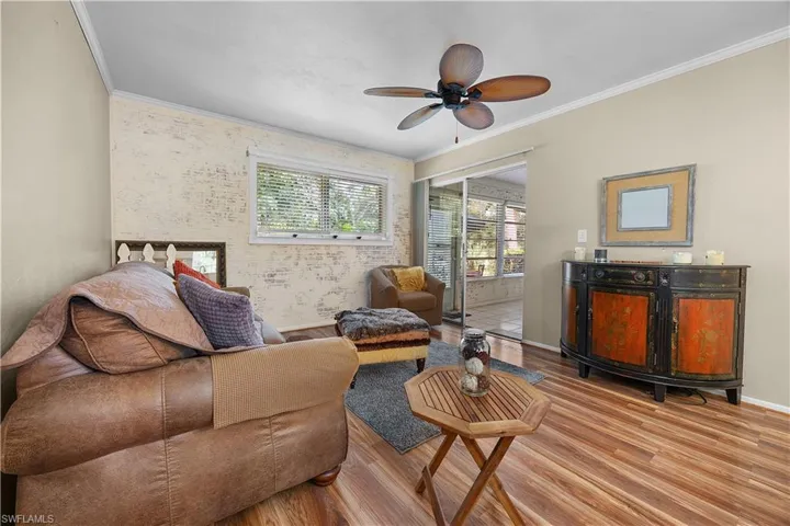 1001 Pine Isle Ln 1001, Naples, Florida 34112