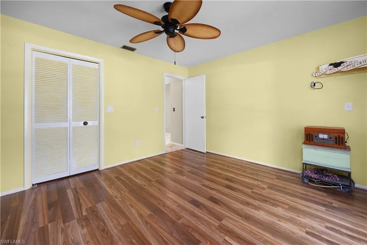 1001 Pine Isle Ln 1001, Naples, Florida 34112