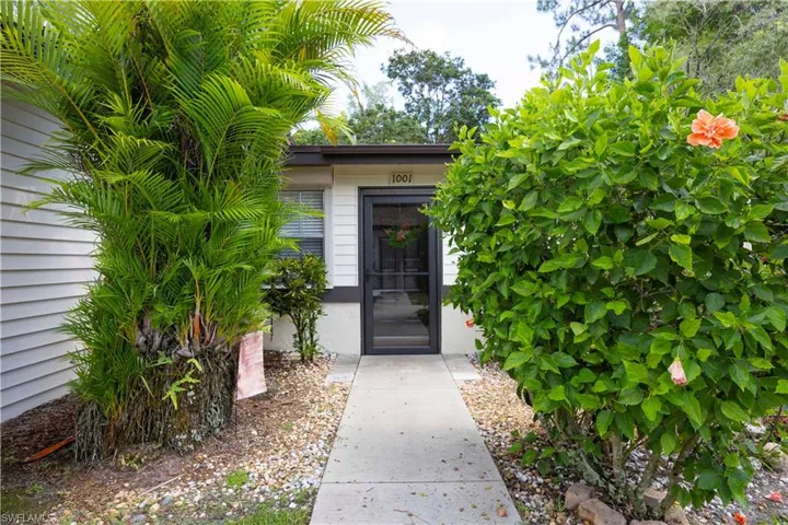 1001 Pine Isle Ln 1001, Naples, Florida 34112