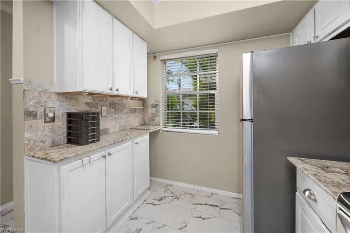 1001 Pine Isle Ln 1001, Naples, Florida 34112