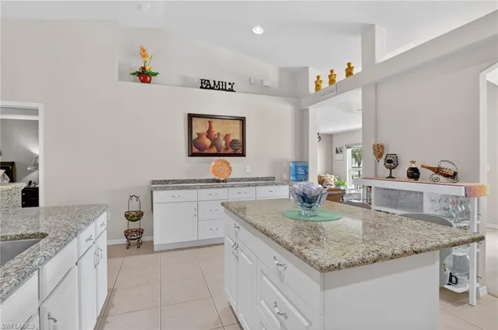 1223 40th Pl, Cape Coral, Florida 33993